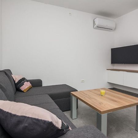 Apartment Spanic 1 Vir Esterno foto