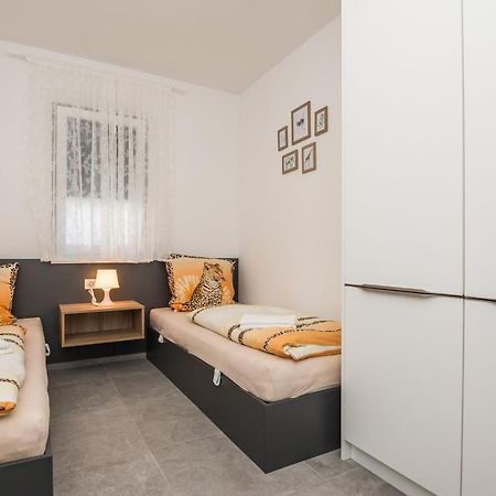 Apartment Spanic 1 Vir Esterno foto