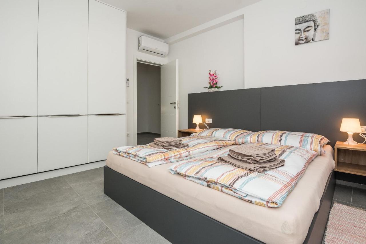 Apartment Spanic 1 Vir Esterno foto