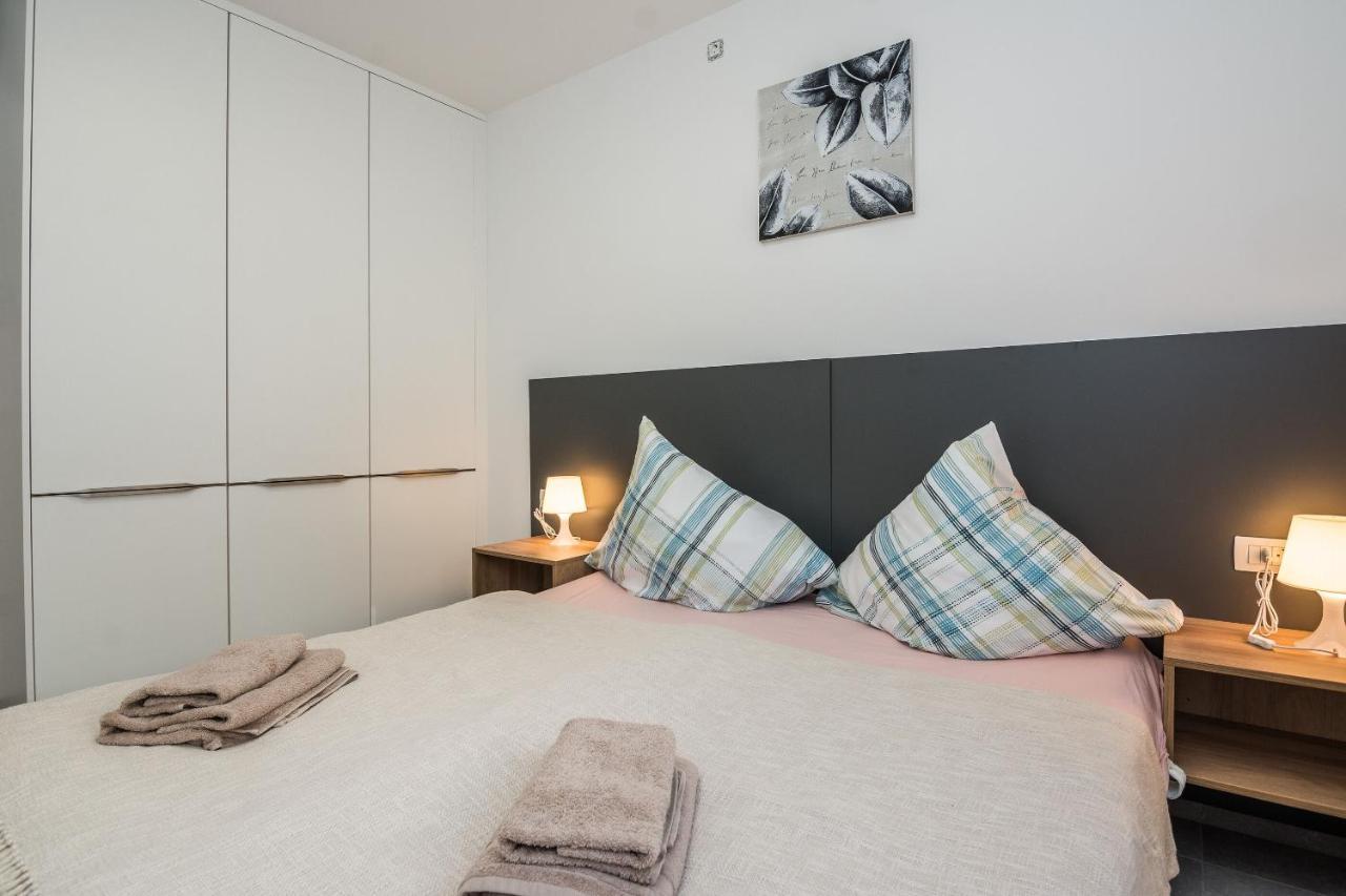 Apartment Spanic 1 Vir Esterno foto