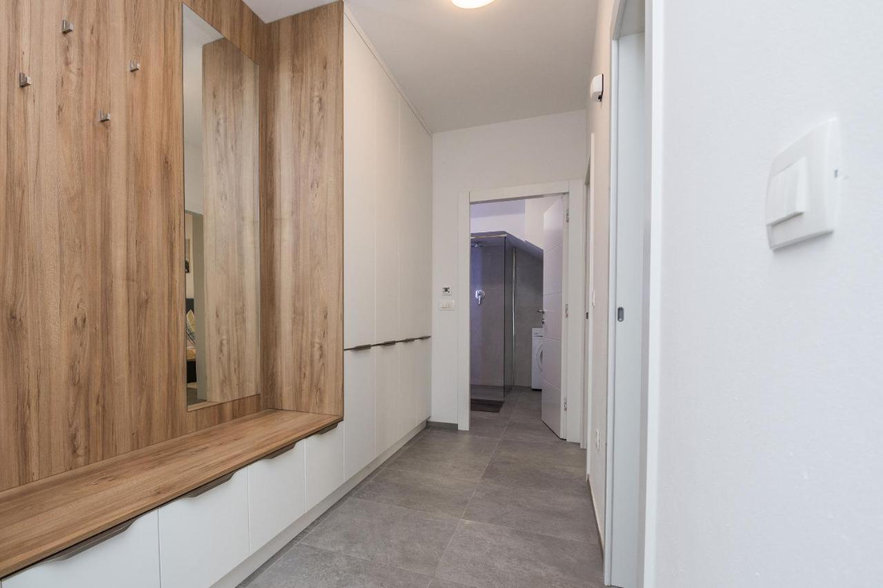 Apartment Spanic 1 Vir Esterno foto