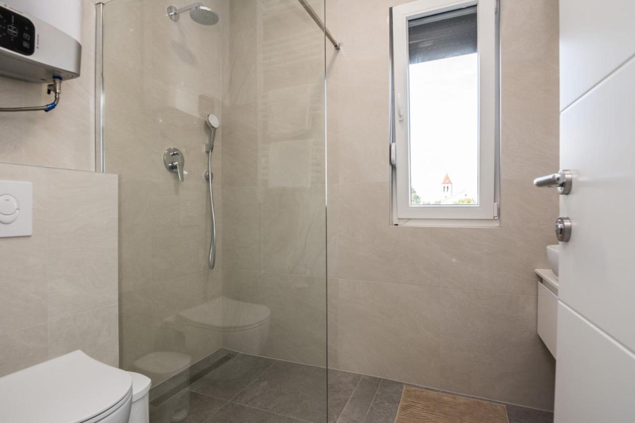 Apartment Spanic 1 Vir Esterno foto